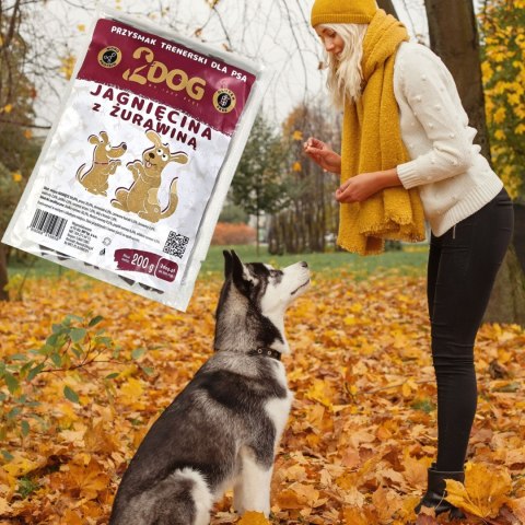 2Dog Przysmak treserski dla psa Jagnięcina z żurawiną 200g